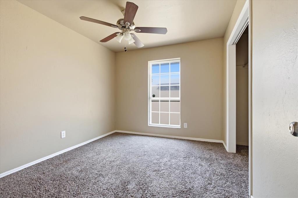 1500 Autumn Drive Property Photo 15