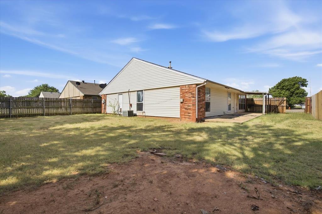 1500 Autumn Drive Property Photo 16