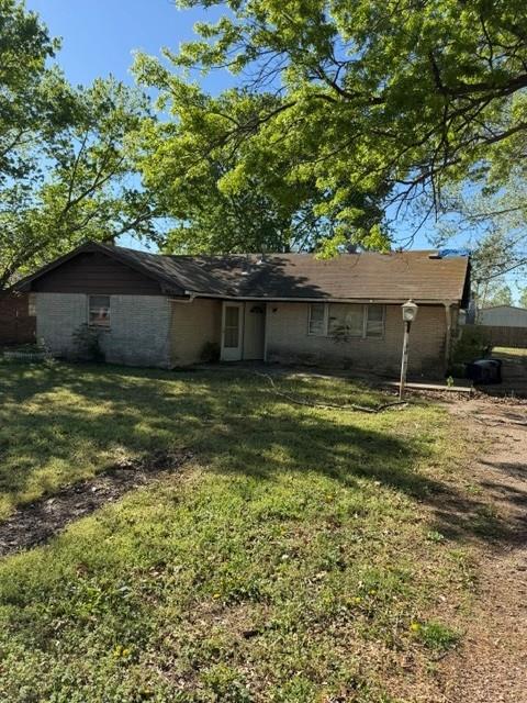 405 E Main Street Property Photo 16