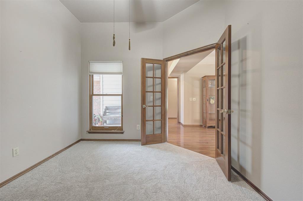 4100 Drawbridge Lane Property Photo 19