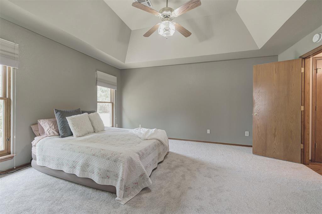 4100 Drawbridge Lane Property Photo 21