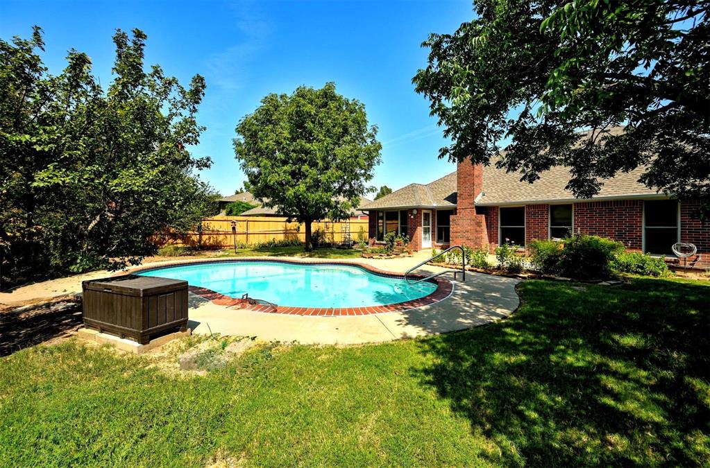 4100 Drawbridge Lane Property Photo 37