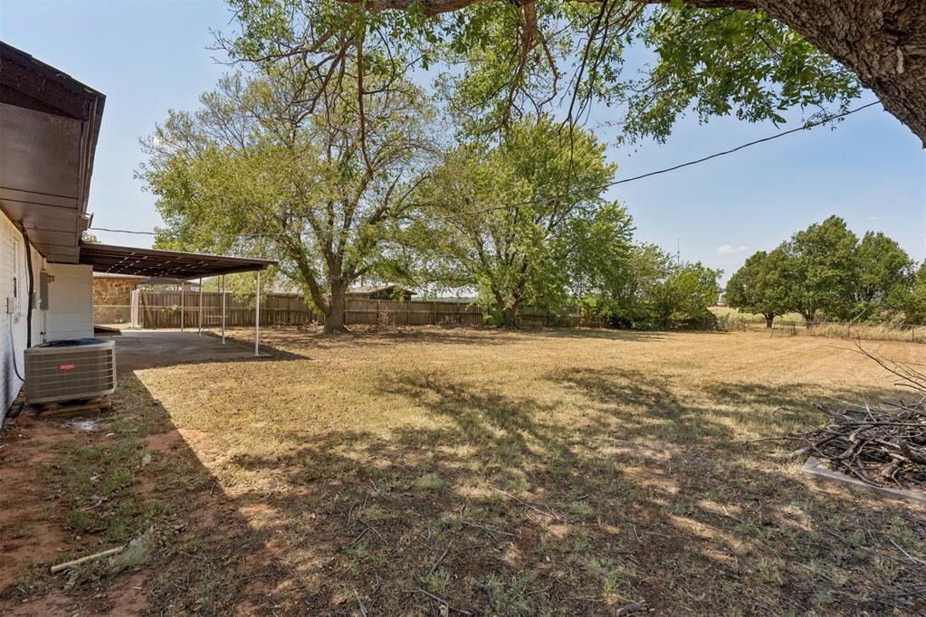 2024 E Robberts Avenue Property Photo 44