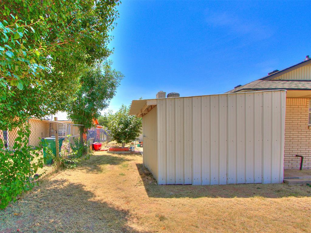 10500 N Western Avenue Property Photo 18