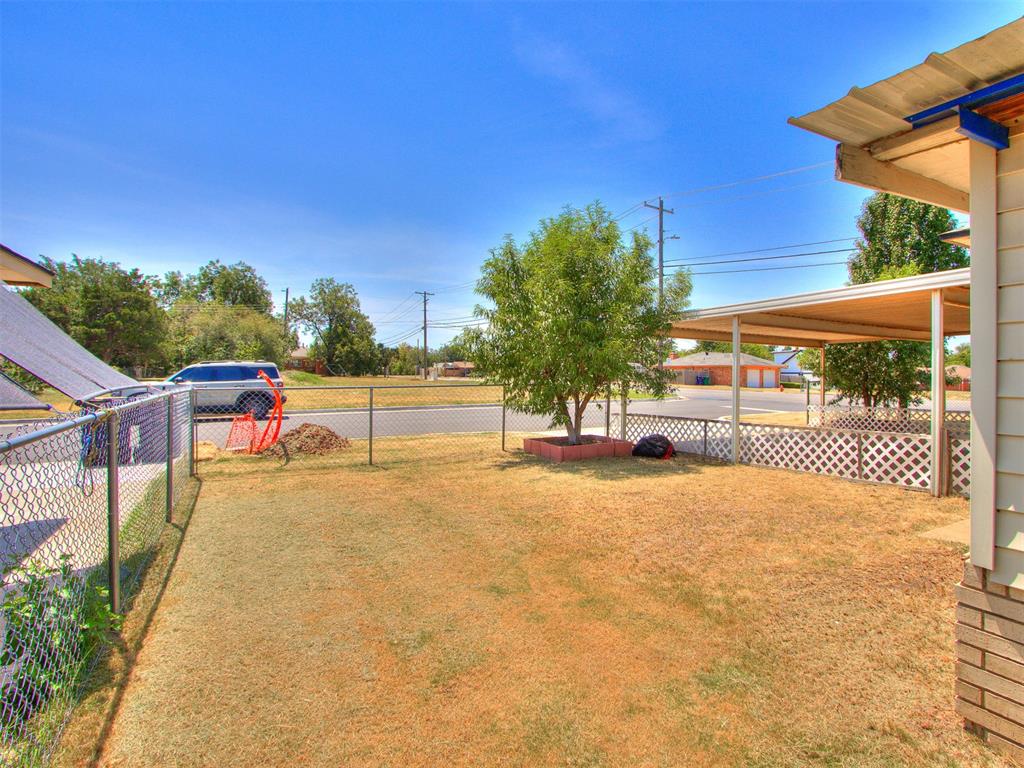 10500 N Western Avenue Property Photo 19
