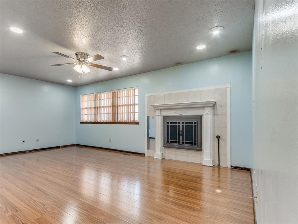10500 N Western Avenue Property Photo 21