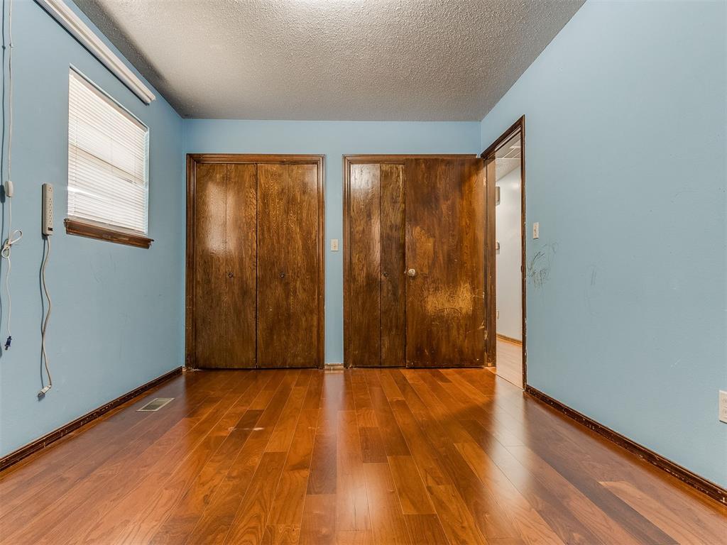 10500 N Western Avenue Property Photo 30