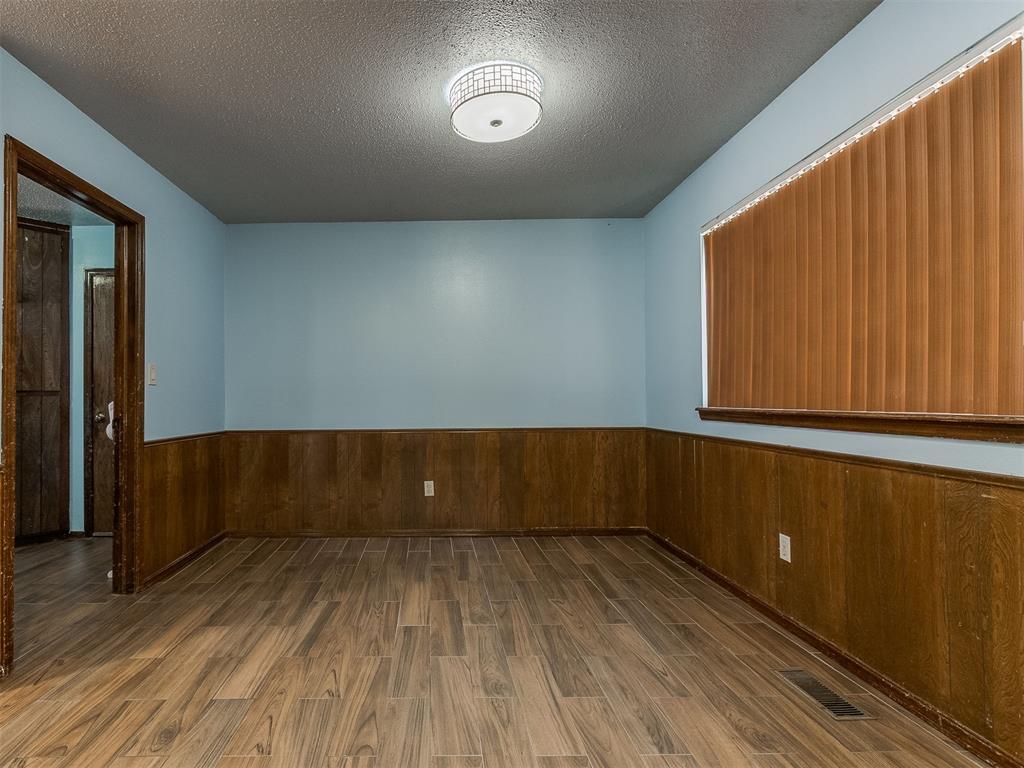 10500 N Western Avenue Property Photo 46