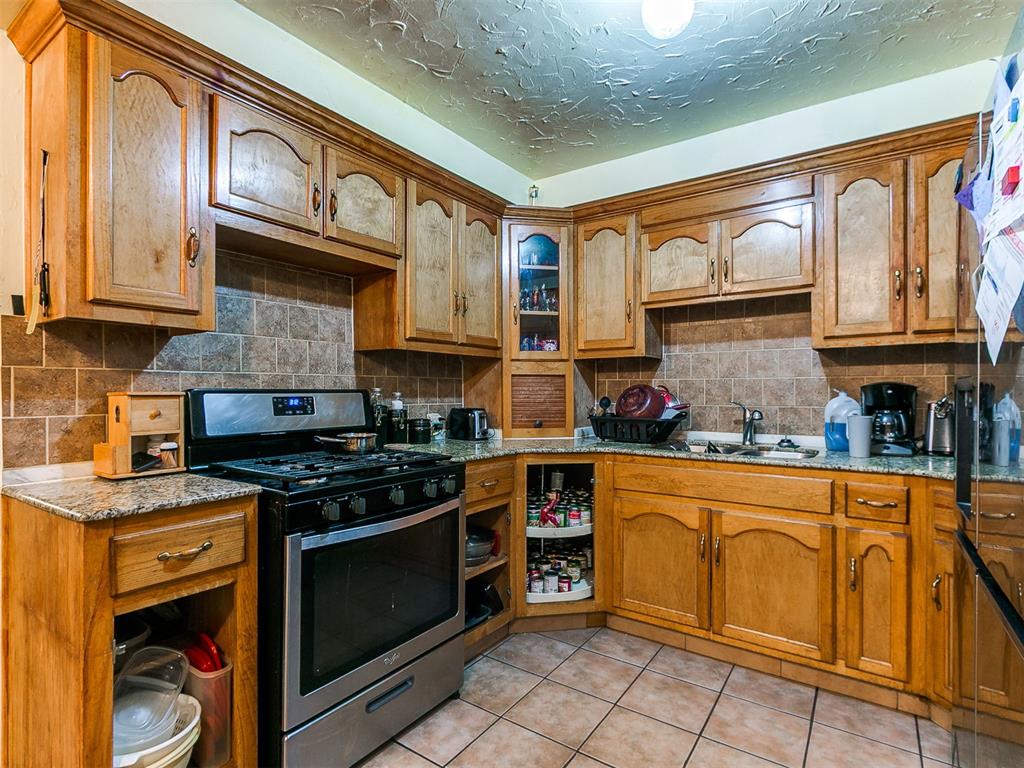 2533 Sw 46th Street Property Photo 6
