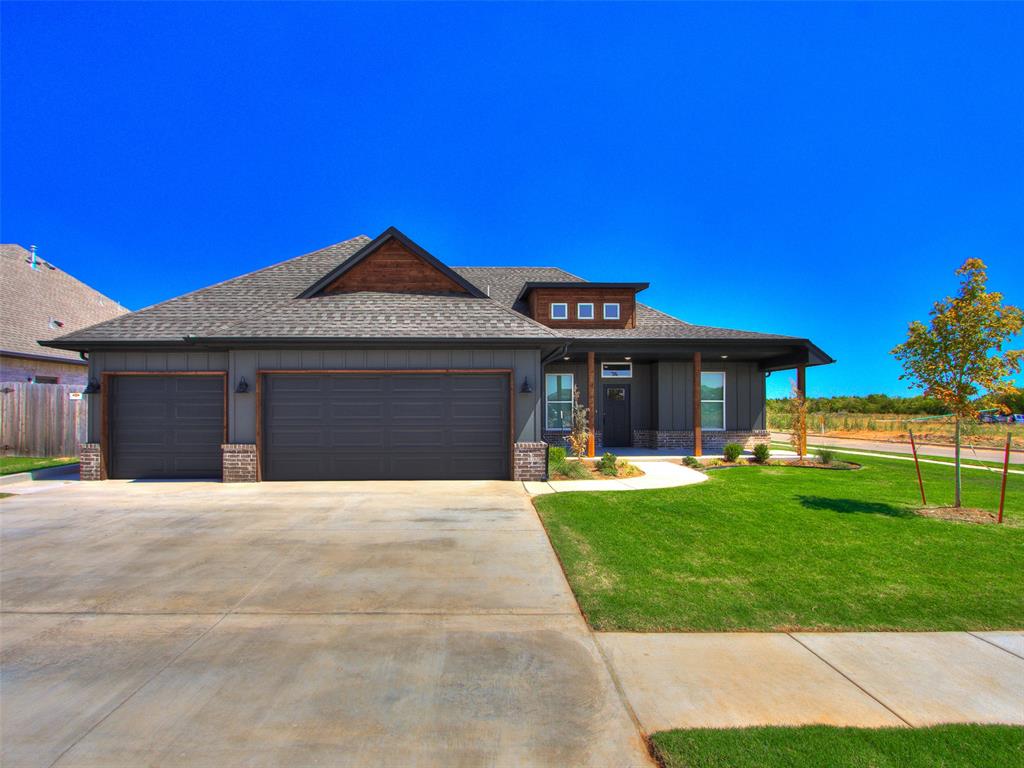 1916 Sama Way Property Photo 1