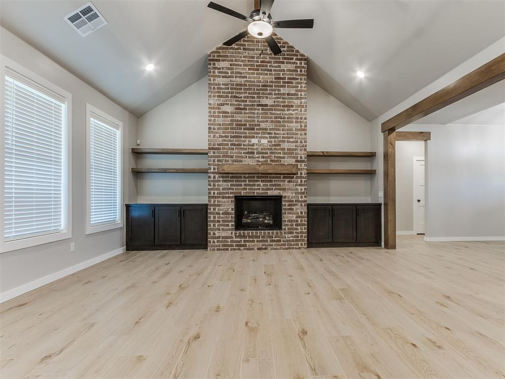 1916 Sama Way Property Photo 6