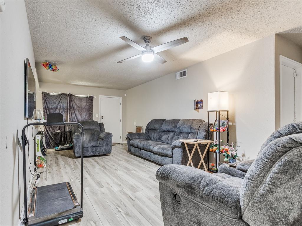 605 Eddie Drive Property Photo 3