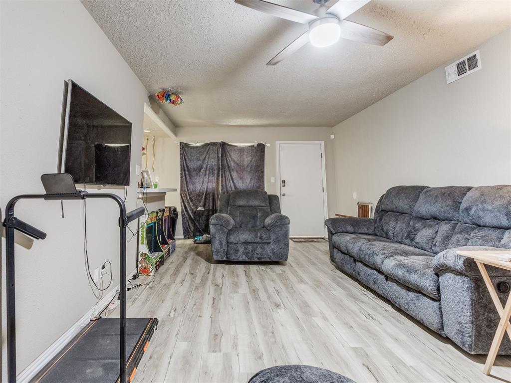605 Eddie Drive Property Photo 4