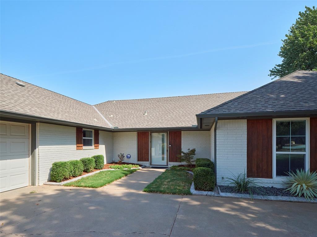 13124 Saint Andrews Drive Property Photo 5
