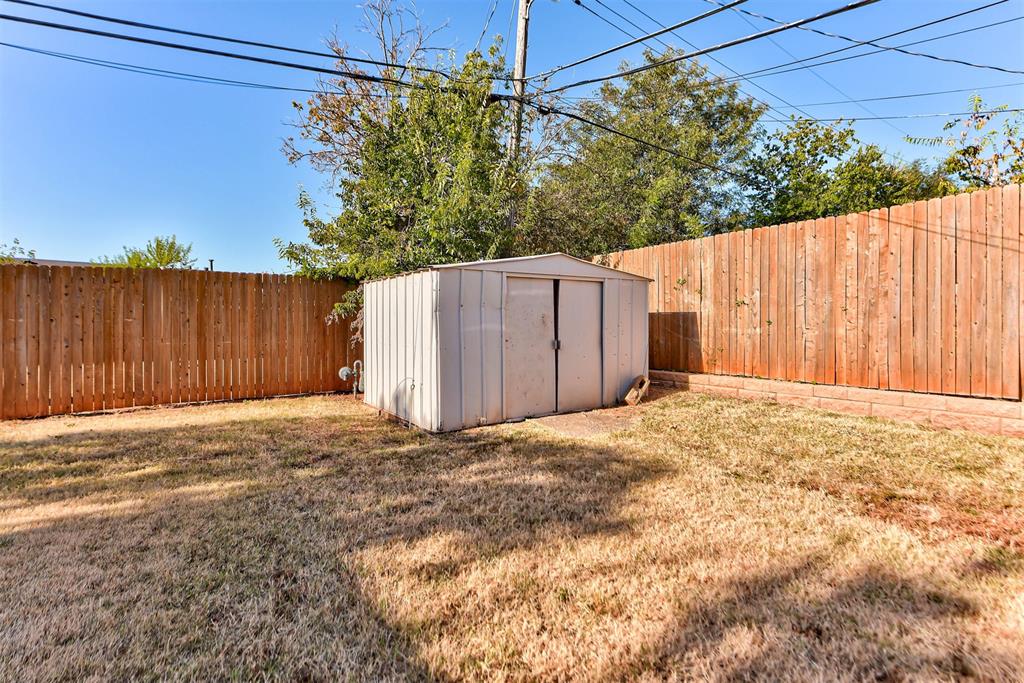 704 Sw 1st Street Property Photo 44