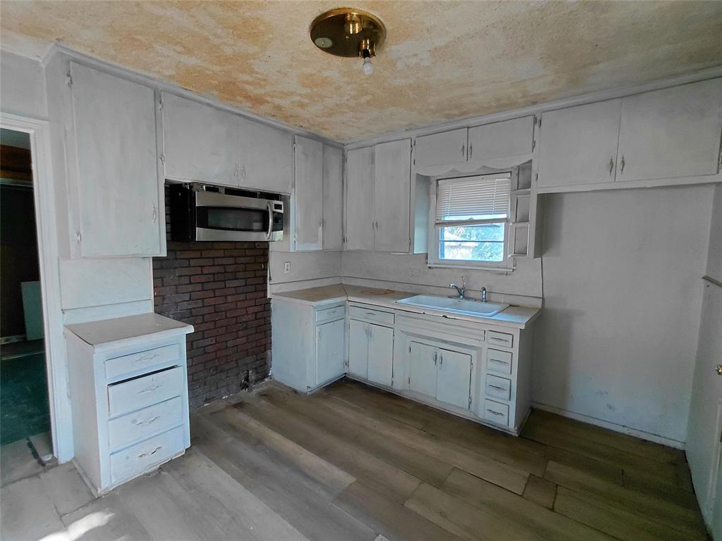 4012 Nw 33rd Street Property Photo 4