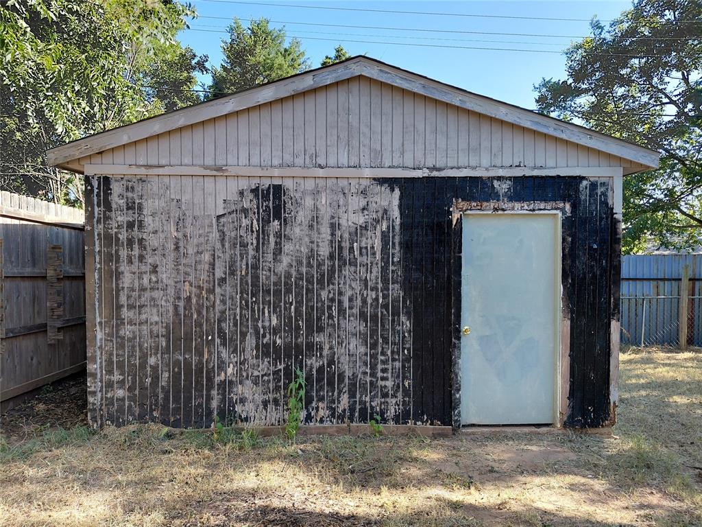 4012 Nw 33rd Street Property Photo 11
