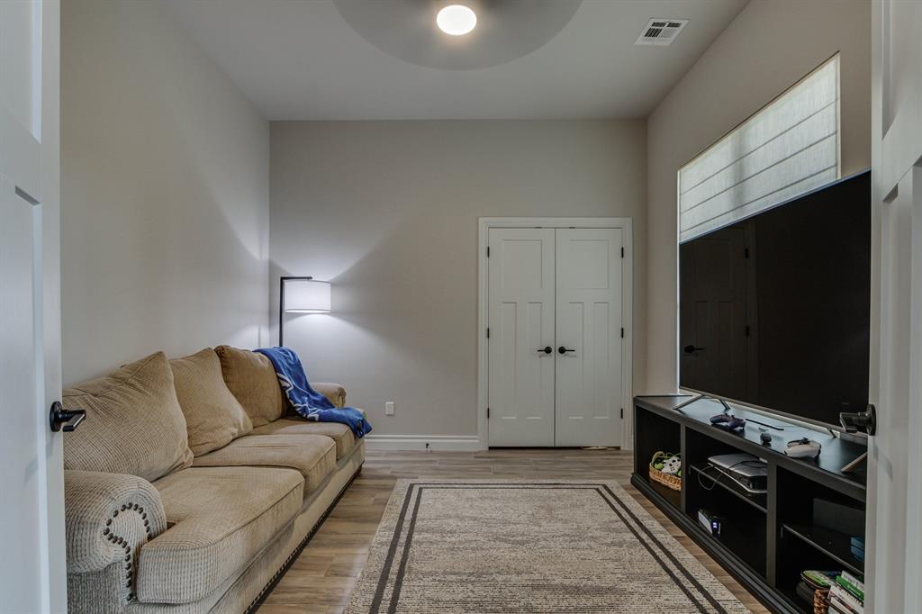 1408 W Harvard Way Property Photo 6