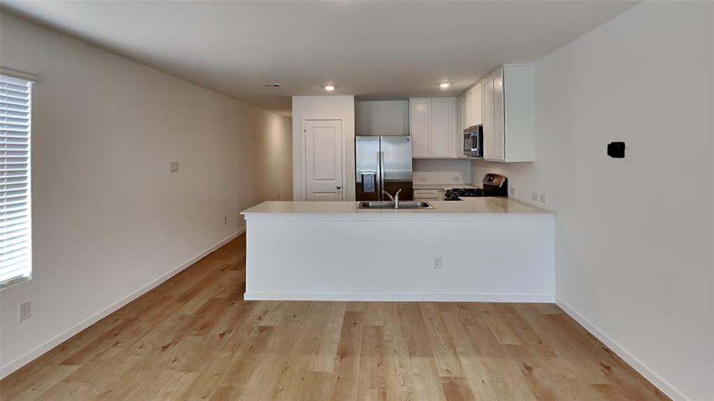 20416 Mule Deer Drive Property Photo 7