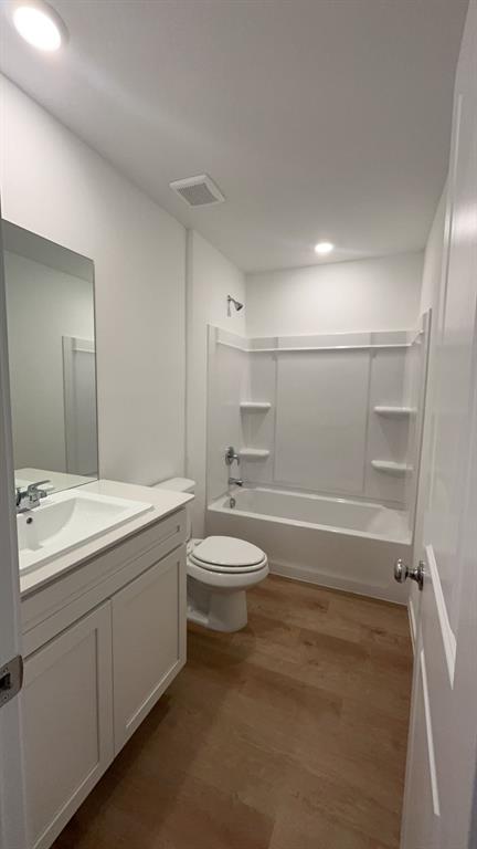 20416 Mule Deer Drive Property Photo 11