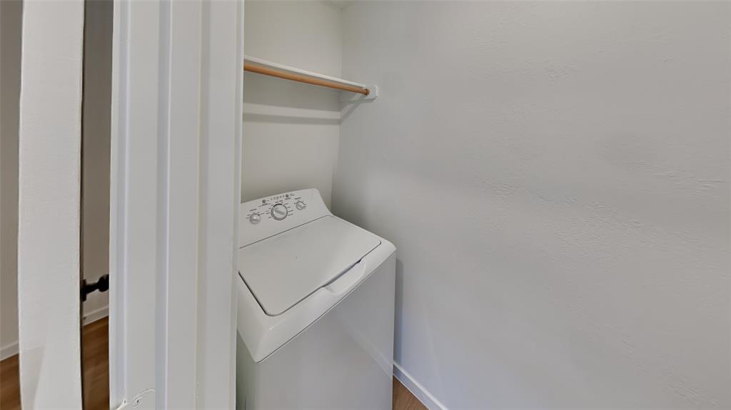 20416 Mule Deer Drive Property Photo 15