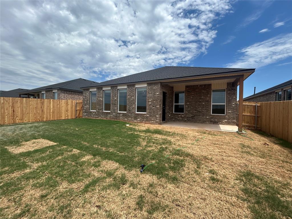 20429 Mule Deer Drive Property Photo 15