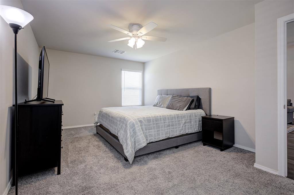 467 Se 7th Place Property Photo 13