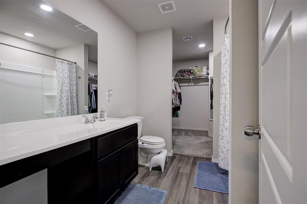 467 Se 7th Place Property Photo 14