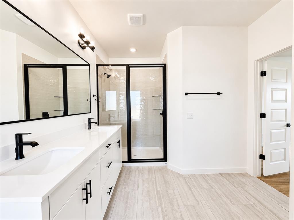 18029 Anthem Boulevard Property Photo 16