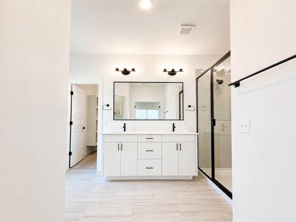 18029 Anthem Boulevard Property Photo 17