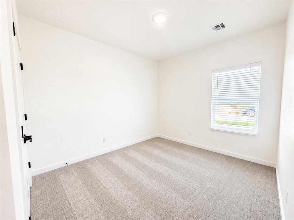 18029 Anthem Boulevard Property Photo 24