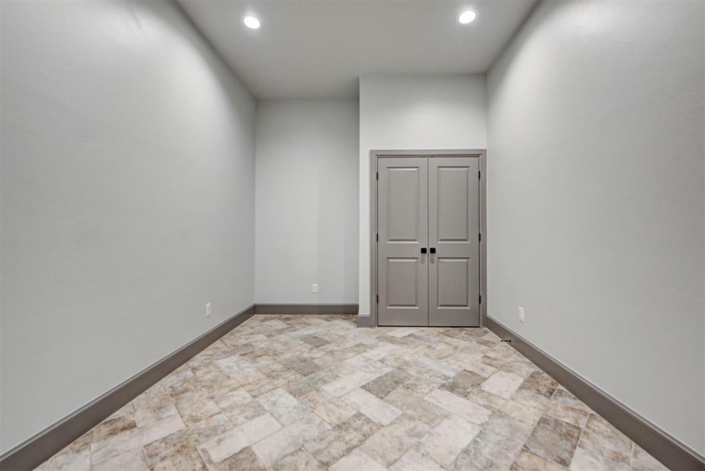 3387 Red Ridge Drive Property Photo 13