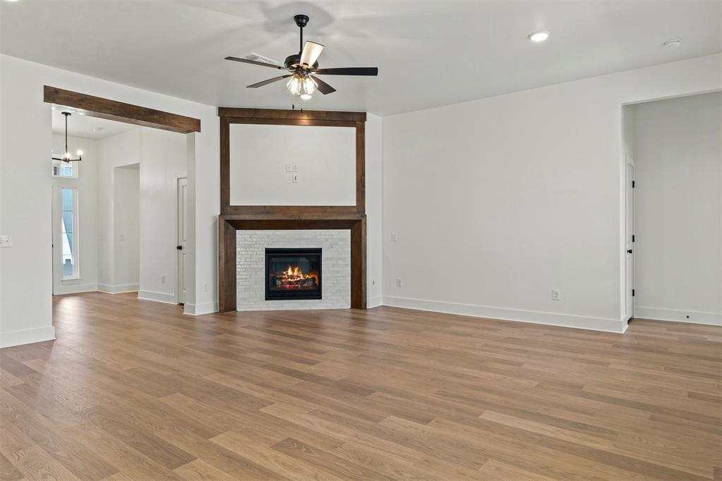 11221 Nw 135th Street Property Photo 7
