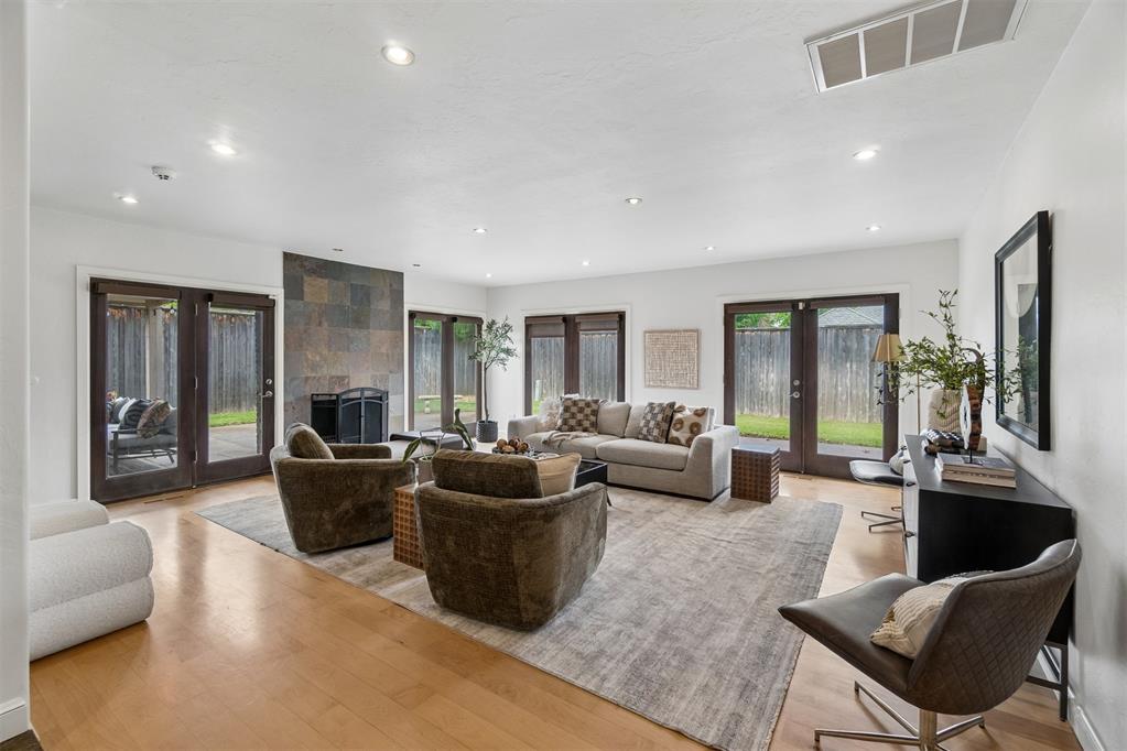 3225 Stonybrook Road Property Photo 2