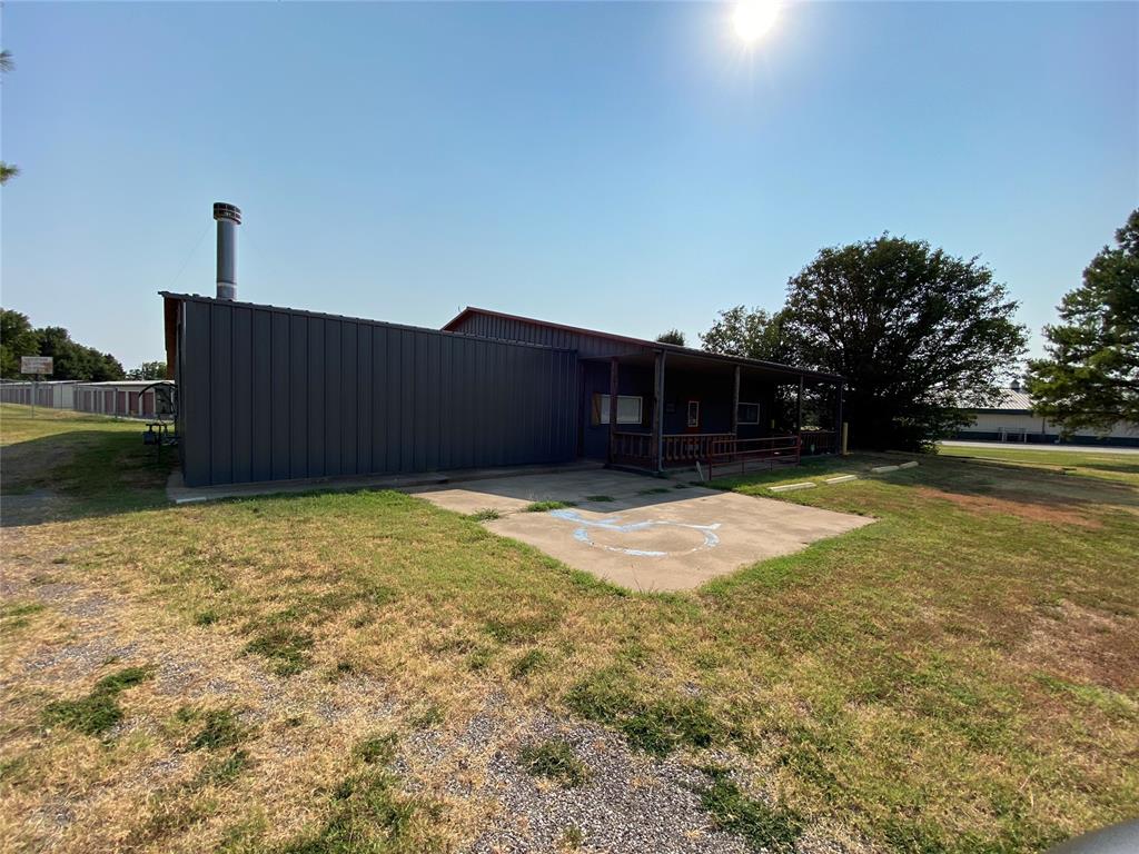 10520 Us Highway 77 Property Photo 3