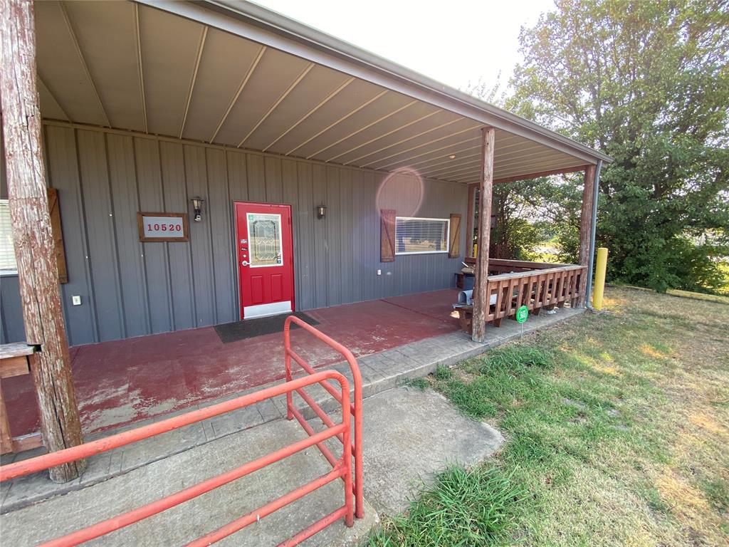 10520 Us Highway 77 Property Photo 6