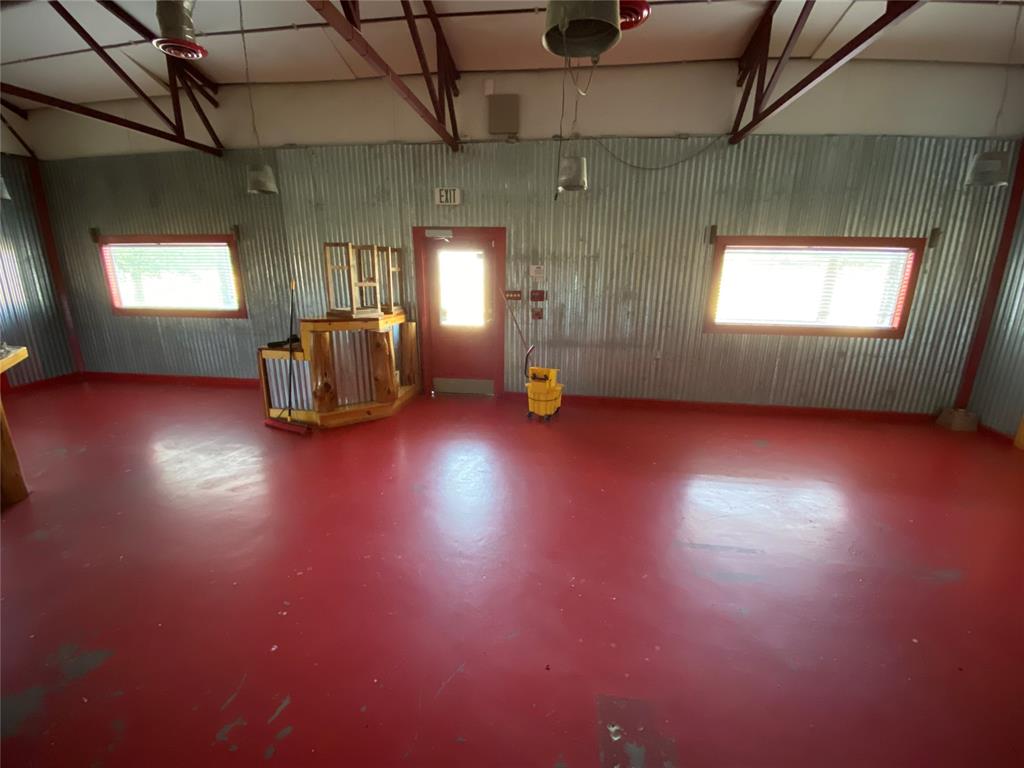 10520 Us Highway 77 Property Photo 10