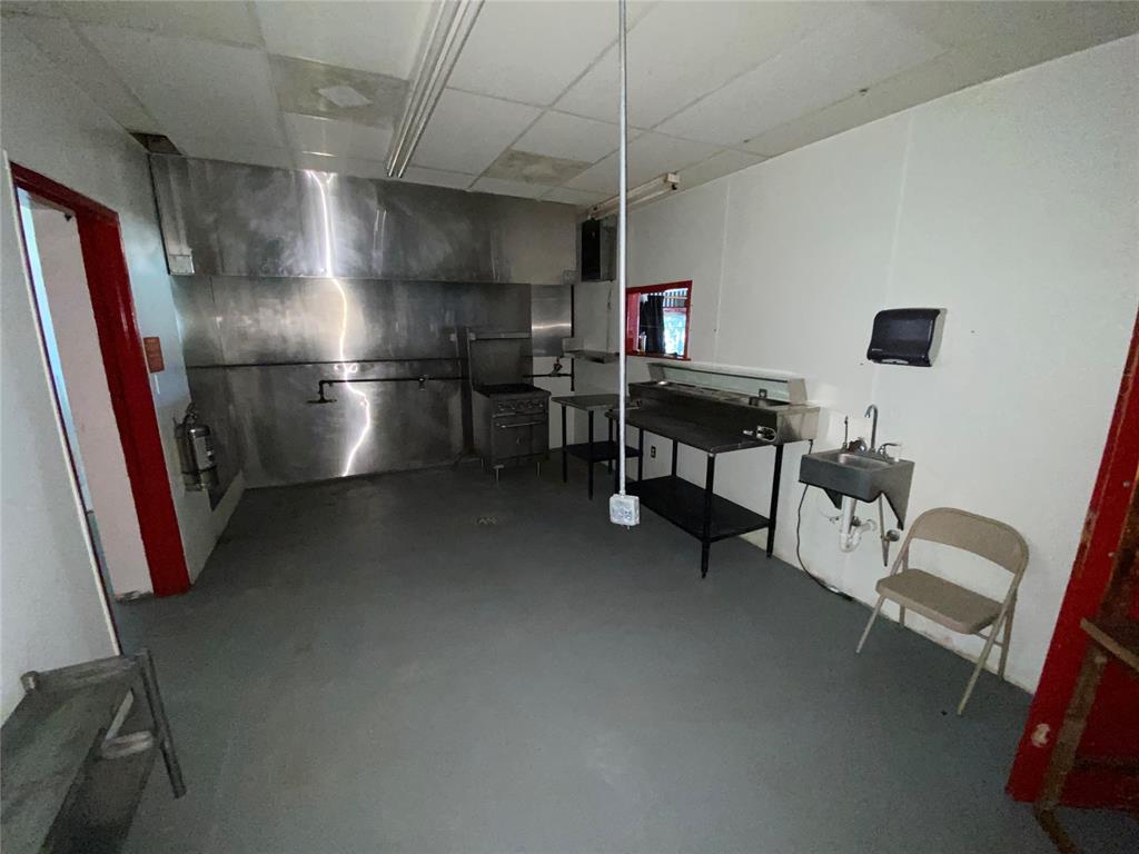 10520 Us Highway 77 Property Photo 20