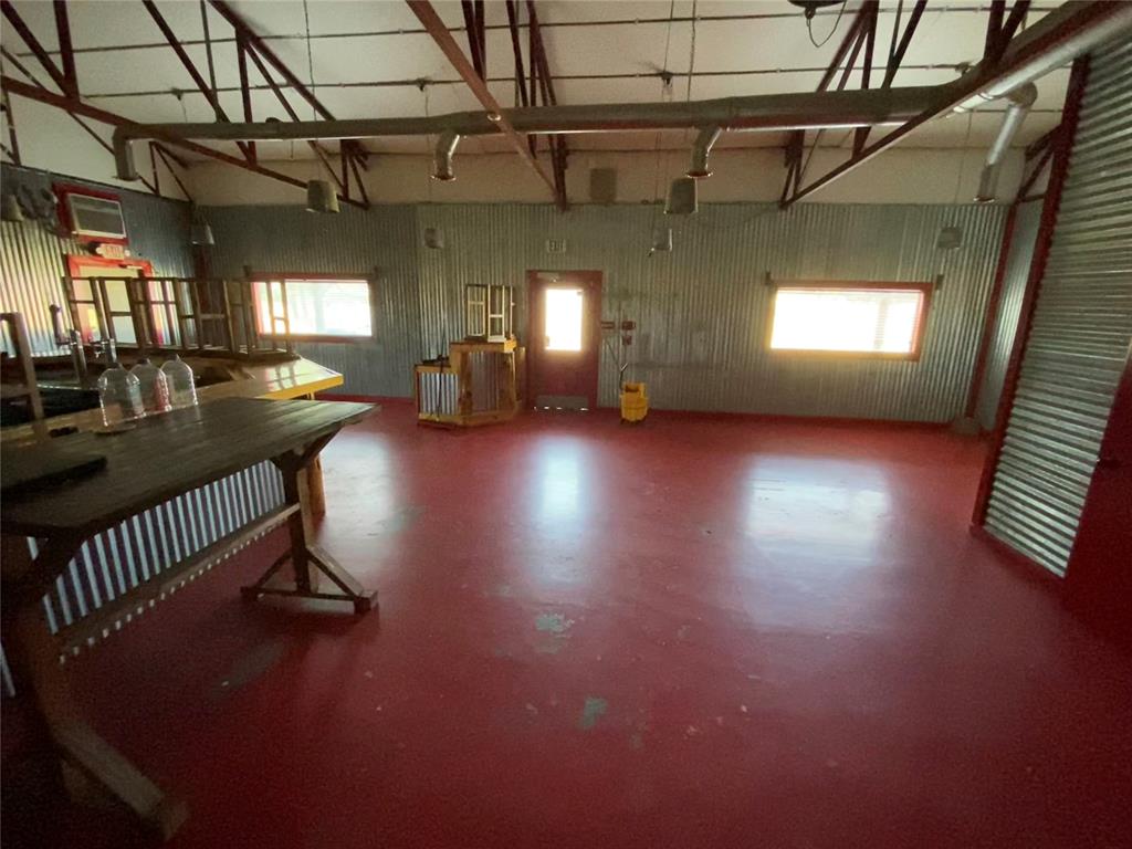 10520 Us Highway 77 Property Photo 33