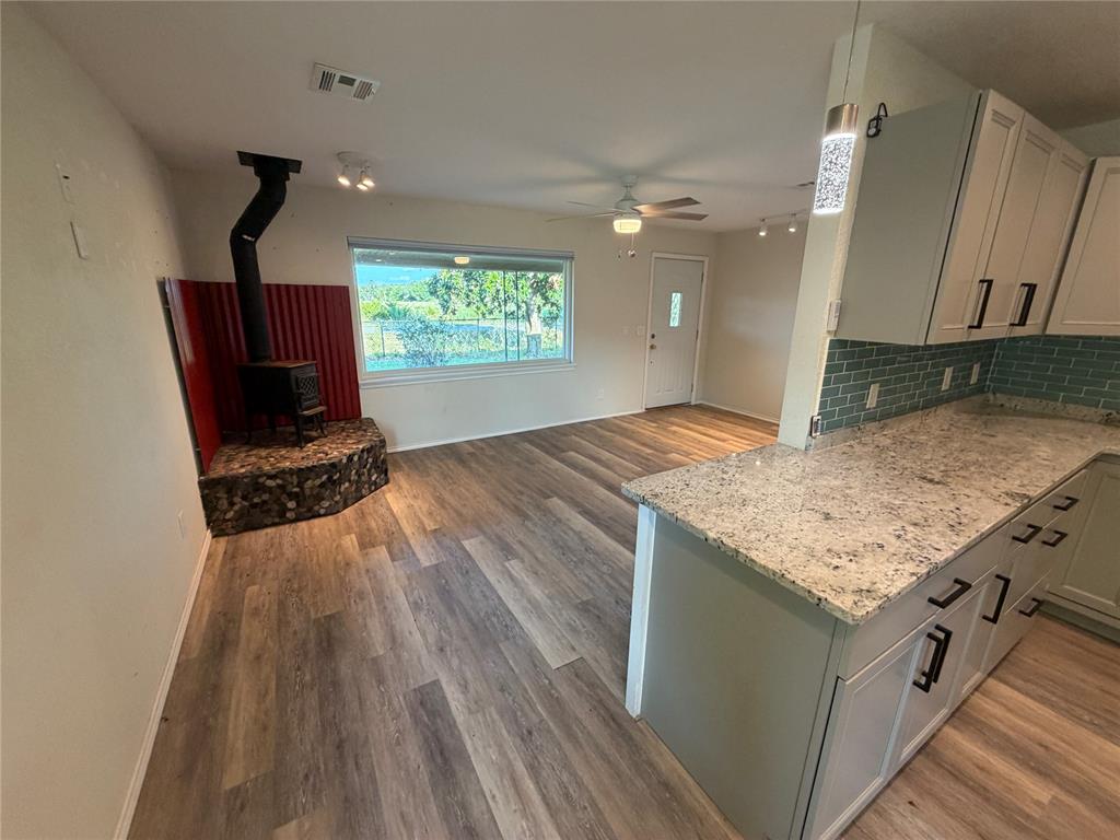 2835 N 389 Road Property Photo 4