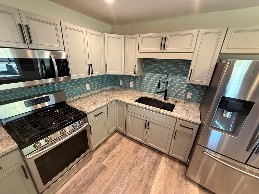 2835 N 389 Road Property Photo 11