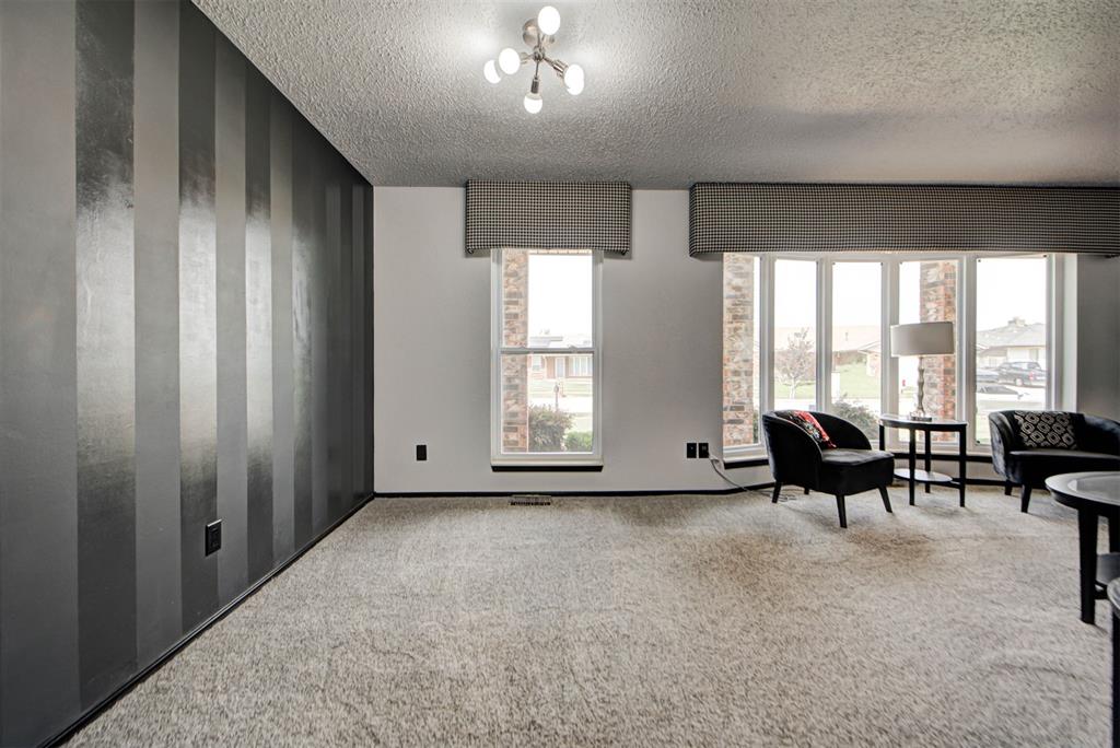11504 Mackel Drive Property Photo 10