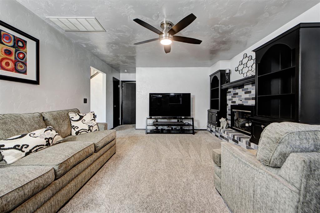 11504 Mackel Drive Property Photo 12