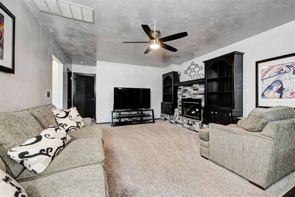 11504 Mackel Drive Property Photo 13