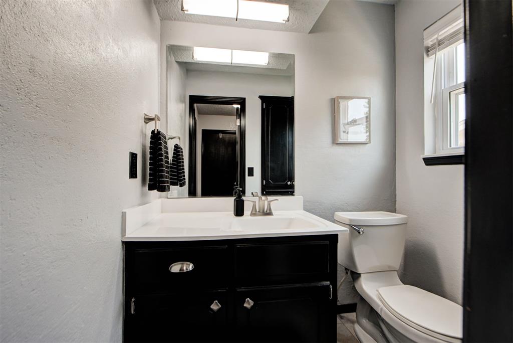 11504 Mackel Drive Property Photo 23