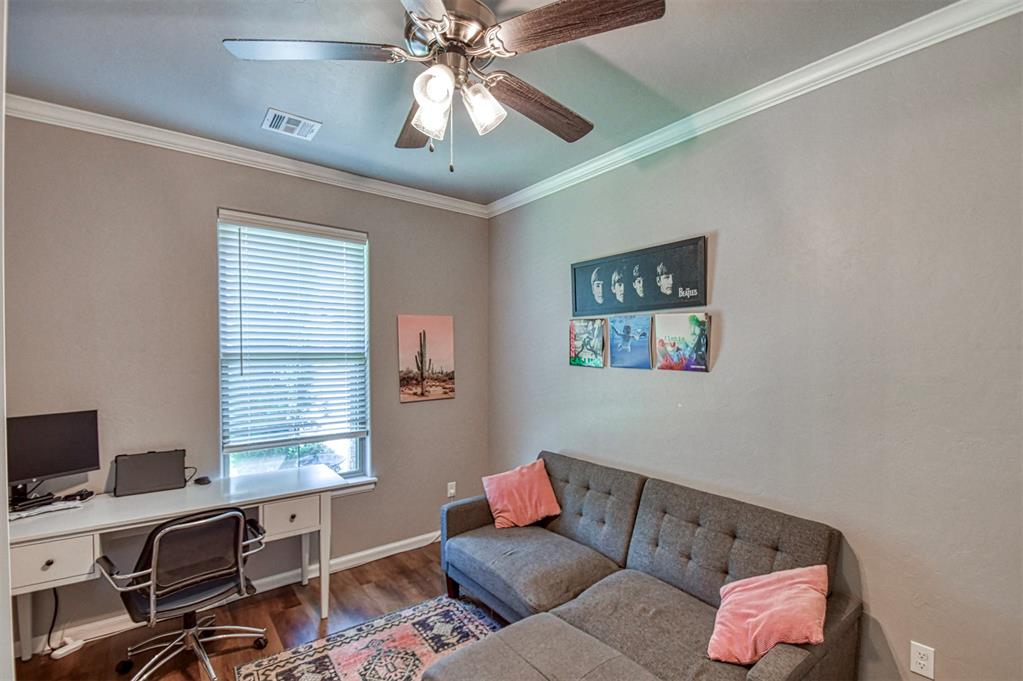 4217 Frontier Trail Property Photo 8