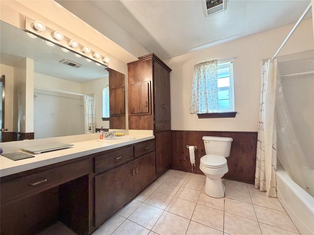 1 Oakridge Drive Property Photo 22
