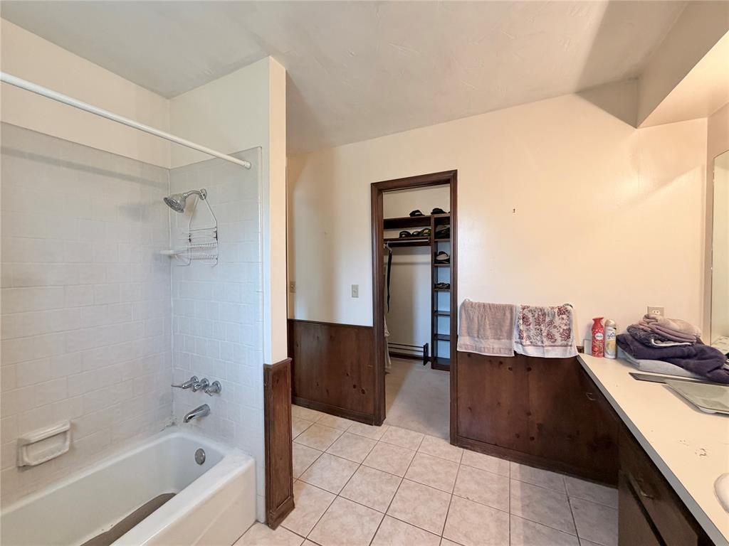 1 Oakridge Drive Property Photo 23