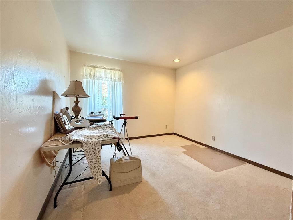 1 Oakridge Drive Property Photo 25
