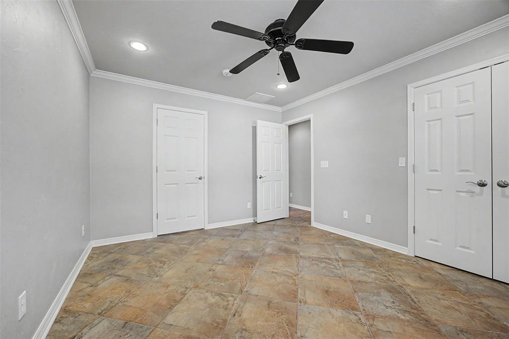 2620 Nw 61st Street Property Photo 24